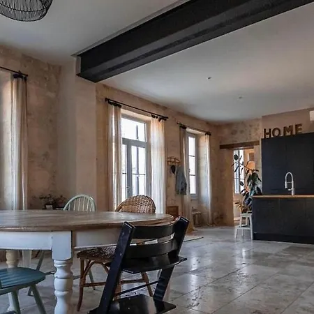 Domaine De La Rose Blanche *